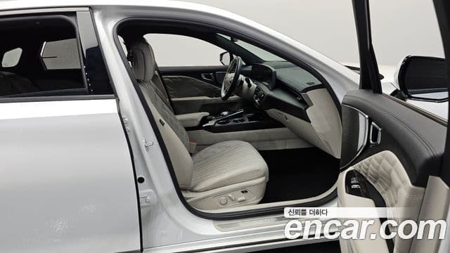 Kia K8 Signature, 2023 11