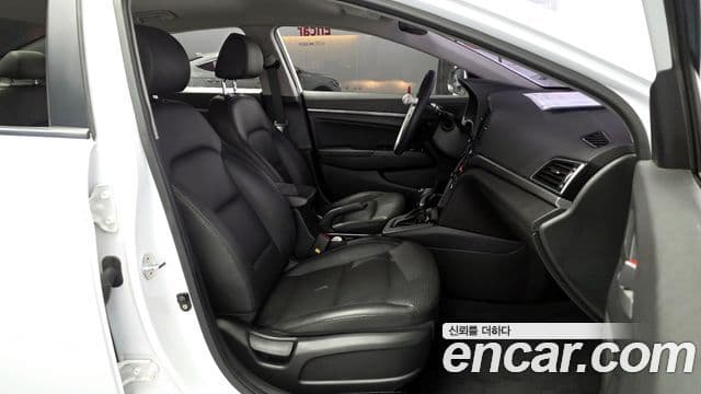 Hyundai Avante AD 1.6 GDI Value Plus, 2018 11