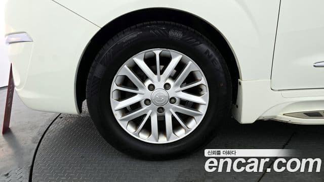 KG모빌리티(SsangYong) Korando 투리스모 4WD GT 11인승, 2014 все фото