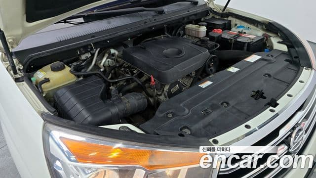 KG모빌리티(SsangYong) Korando 투리스모 4WD GT 11인승, 2014 6