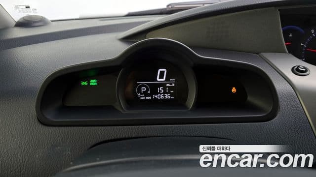 KG모빌리티(SsangYong) Korando 투리스모 4WD GT 11인승, 2014 8