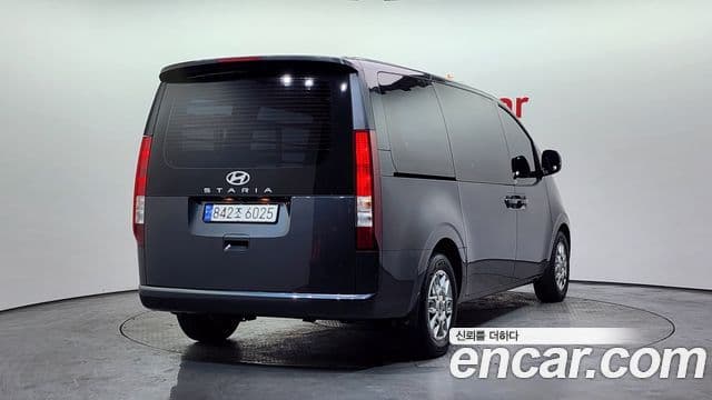 Hyundai Staria Modern, 2025 2