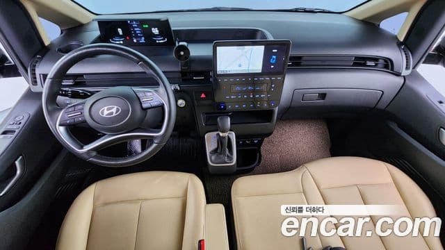 Hyundai Staria Modern, 2025 7