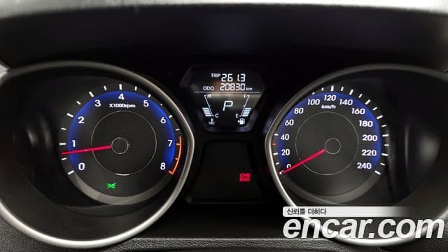 Hyundai Avante MD Style, 2013 8