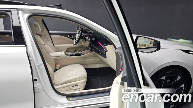 Kia The / новый New K8 Signature, 2026 11