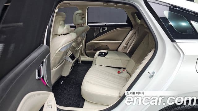 Kia The / новый New K8 Signature, 2026 12