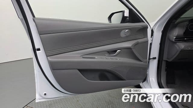 Hyundai Avante (CN7) Inspiration, 2023 13