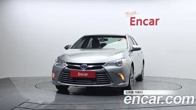 Toyota New 캠리 гибрид LE, 2017 3