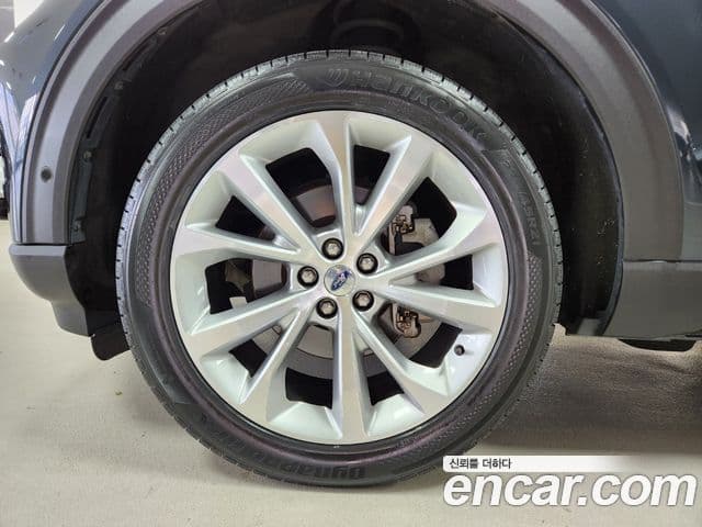 Ford Explorer 6세대 3.0 Platinum 4WD, 2022 все фото