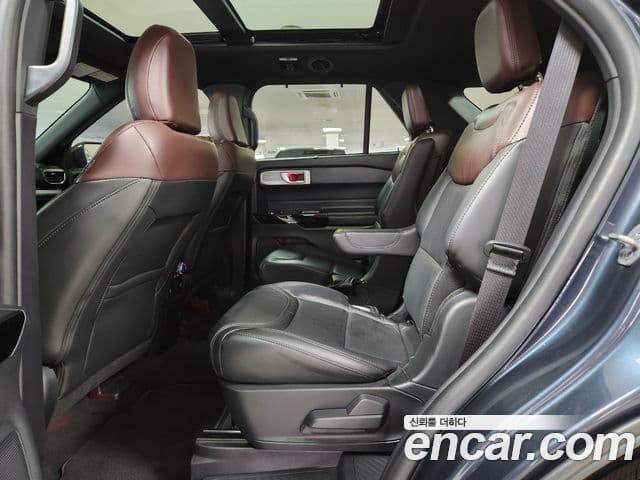 Ford Explorer 6세대 3.0 Platinum 4WD, 2022 11