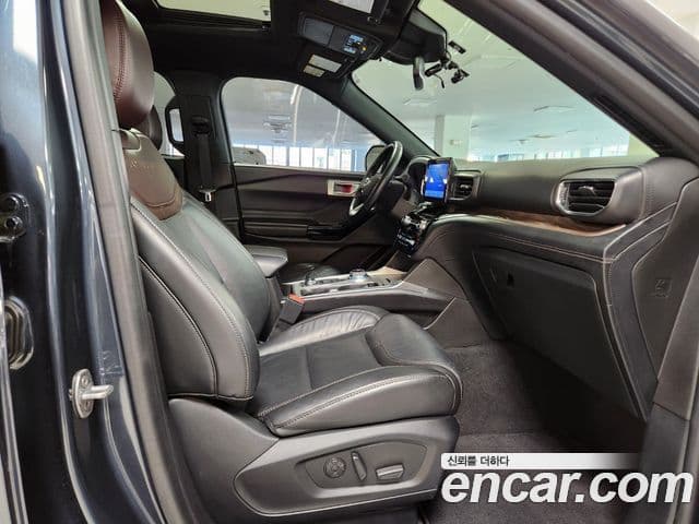 Ford Explorer 6세대 3.0 Platinum 4WD, 2022 12