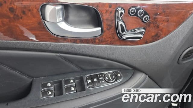 Hyundai Equus(новый кузов / новое поколение) Luxury, 2012 13