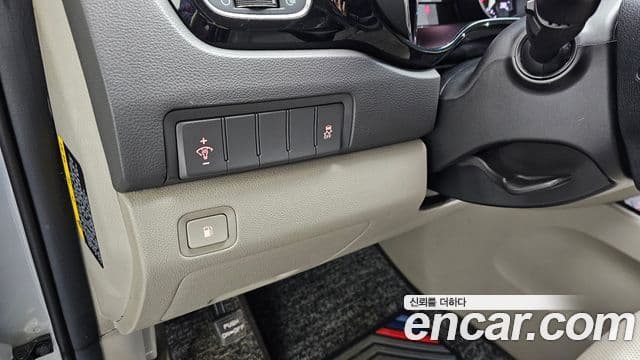 Kia All New Carnival Prestige, 2016 14