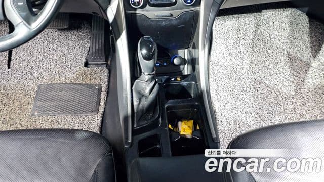 Hyundai Sonata The / новый 브릴리언트 Premium, 2013 9
