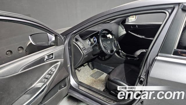 Hyundai Sonata The / новый 브릴리언트 Premium, 2013 10