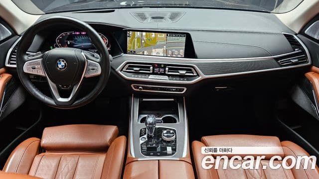 BMW X7 (G07) xDrive 40d Design Pure Excellence 6인승, 2022 7