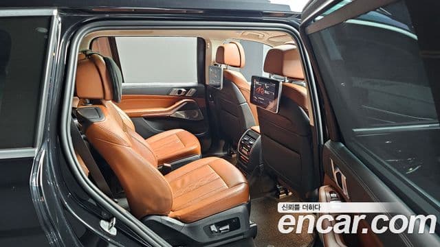 BMW X7 (G07) xDrive 40d Design Pure Excellence 6인승, 2022 12