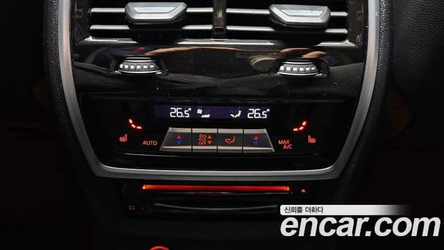 BMW X7 (G07) xDrive 40d Design Pure Excellence 6인승, 2022 19