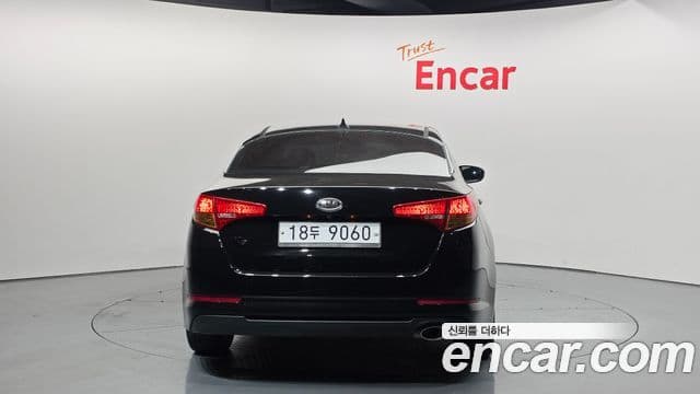 Kia K5 Luxury, 2011 4