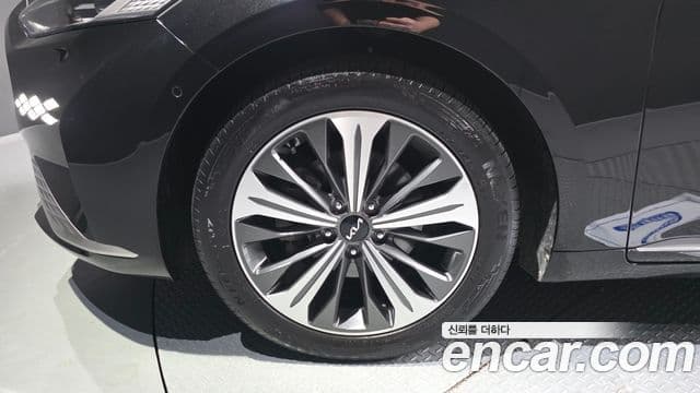 Kia K8 гибрид Noblesse, 2023 все фото