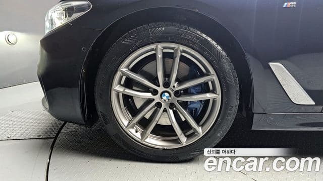 BMW 5시리즈 (G30) 530i M Sport, 2018 все фото