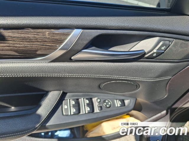 BMW X4 (F26), 2016 13