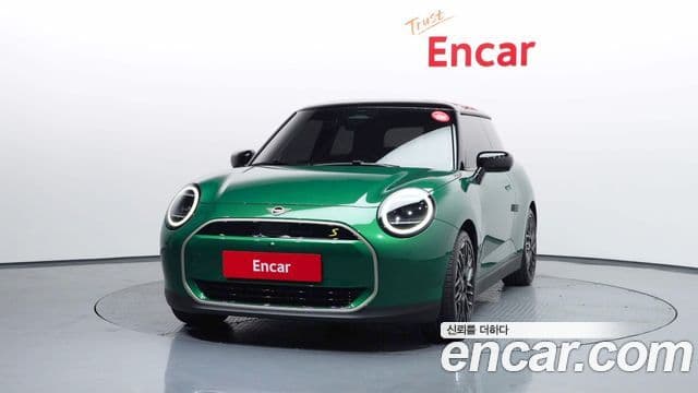Mini Cooper Электрический (Electric) 4세대 SE favored, 2024 3