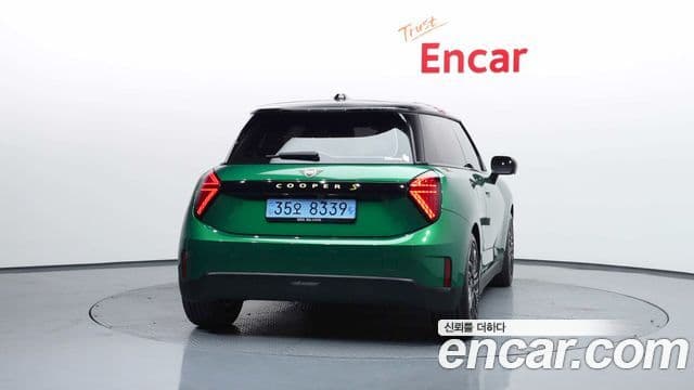 Mini Cooper Электрический (Electric) 4세대 SE favored, 2024 4