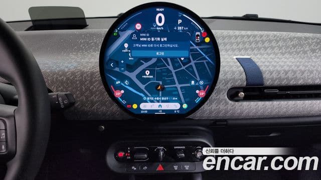 Mini Cooper Электрический (Electric) 4세대 SE favored, 2024 15