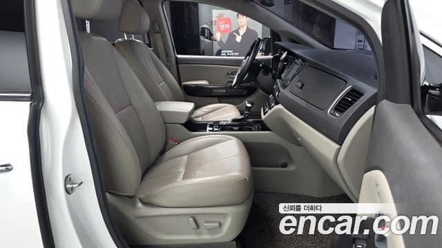 Kia All New Carnival President, 2018 10