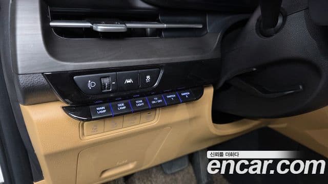 Kia Carnival 4세대 бензин 9인승 High Limousine(компания по спецнадстройкам), 2021 13