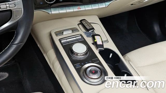 Genesis GV70, 2023 9