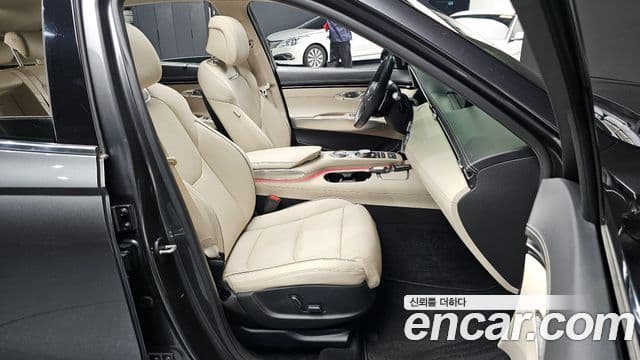 Genesis GV70, 2023 10