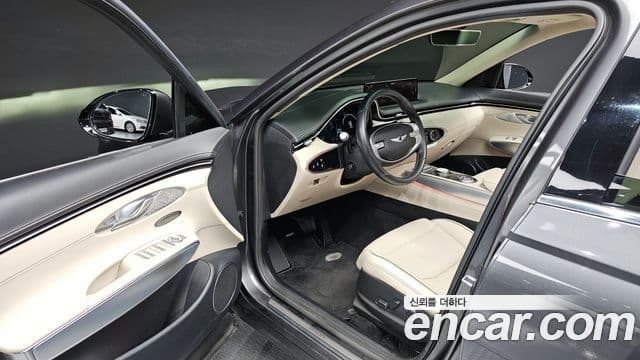 Genesis GV70, 2023 11
