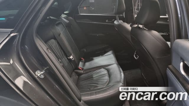 Kia K5 3세대 Signature, 2023 12