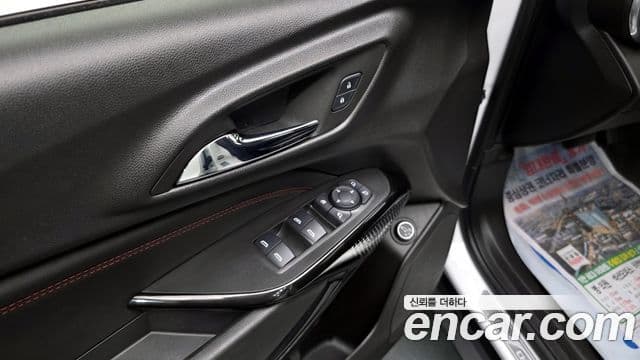 Chevrolet(GM대우) Trax кроссовер 1.2 RS, 2024 13