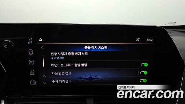 Chevrolet(GM대우) Trax кроссовер 1.2 RS, 2024 18