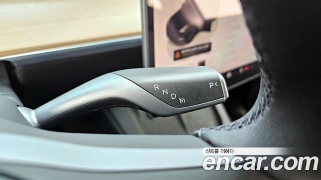 Tesla модель Y, 2025 9