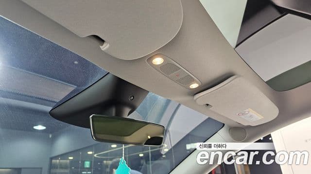 Tesla модель Y, 2025 18