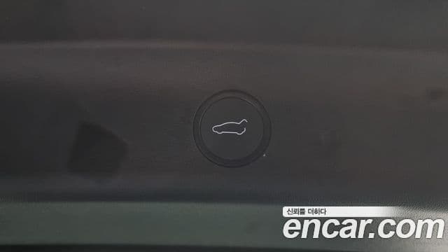 Tesla модель Y, 2025 20