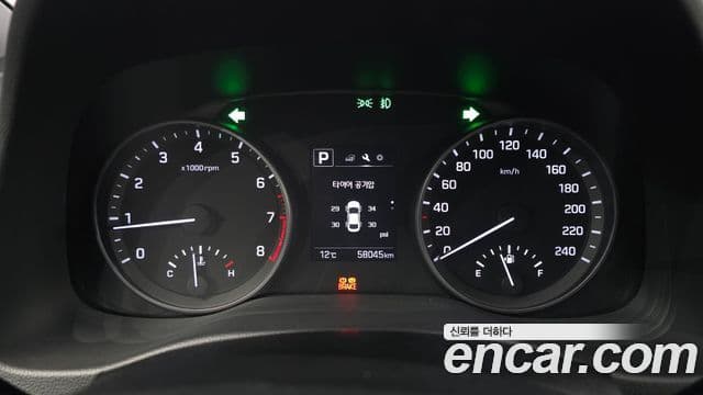 Hyundai Avante AD 1.6 GDI Value Plus, 2017 8