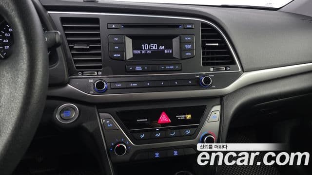 Hyundai Avante AD 1.6 GDI Value Plus, 2017 14