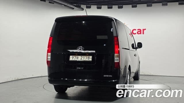 Hyundai Staria Modern, 2022 4