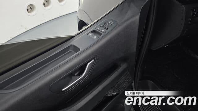 Hyundai Staria Modern, 2022 17