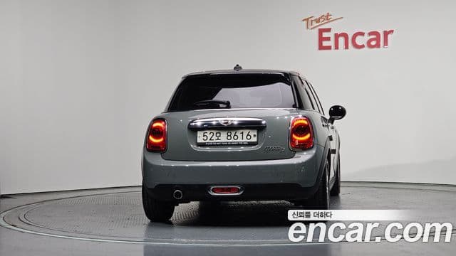 Mini Cooper D 3세대, 2017 4