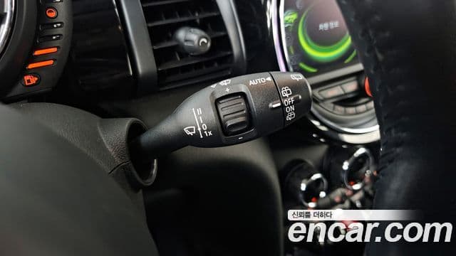 Mini Cooper D 3세대, 2017 19