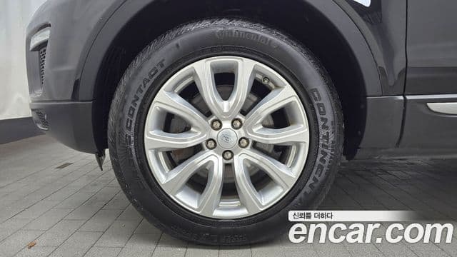 Land Rover Range Rover Evoque 2.0 TD4 SE, 2018 все фото