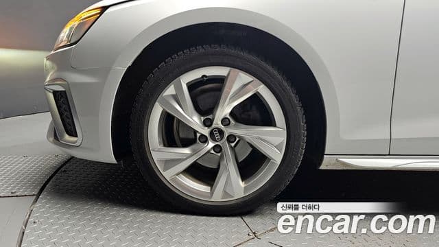 Audi A4 (B9) Premium, 2021 все фото