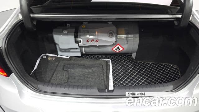 Hyundai LF Sonata LPI Modern(для людей с инвалидностью), 2016 20