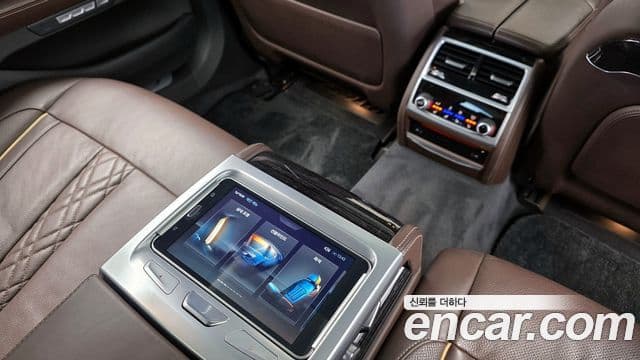 BMW 7시리즈 (G11) M760Li xDrive, 2017 16